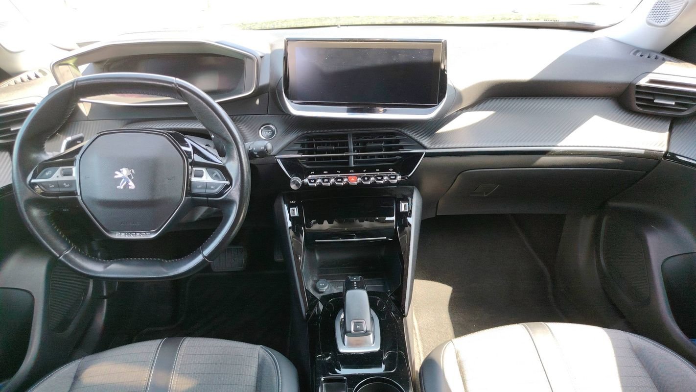 Peugeot 2008 - Photo 11