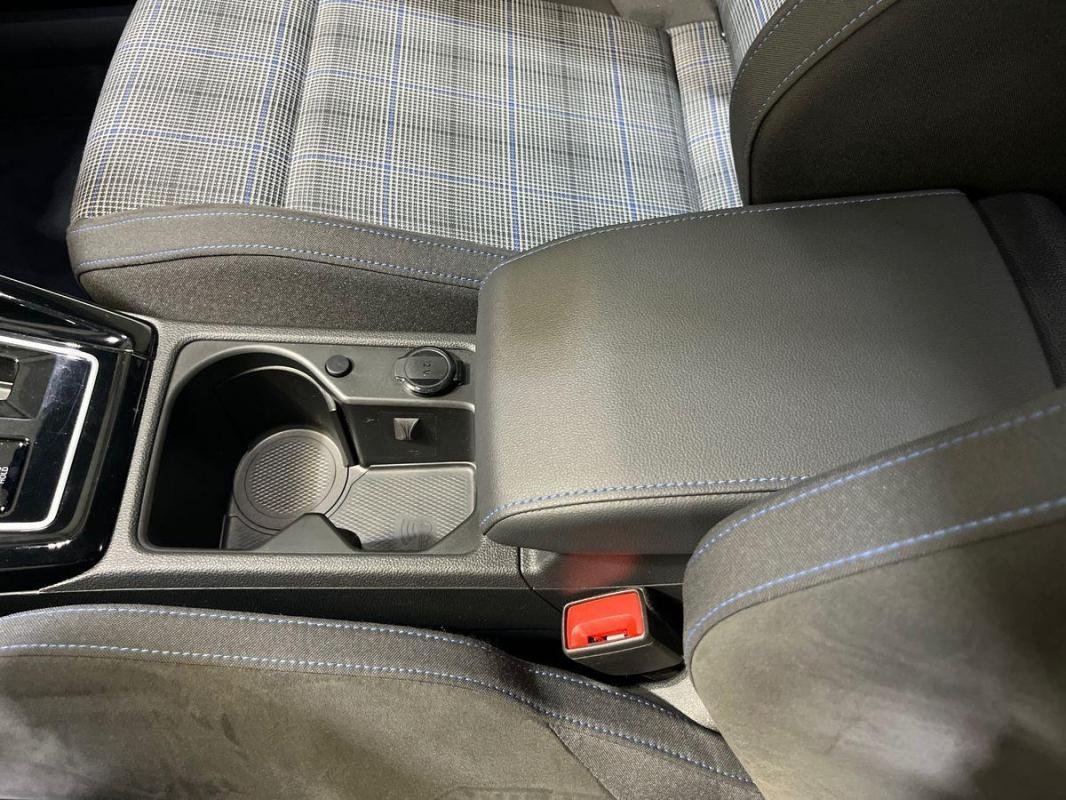Volkswagen Golf - Photo 12