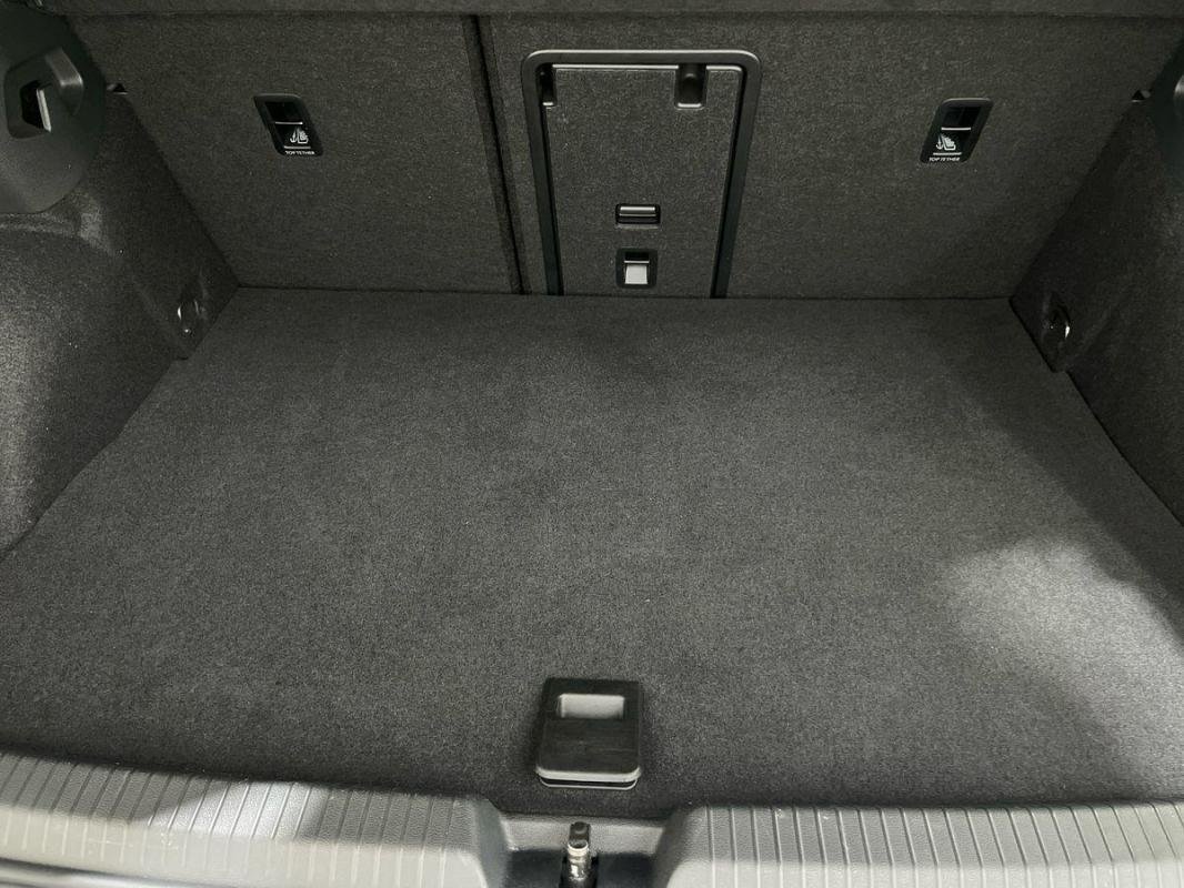 Volkswagen Golf - Photo 31