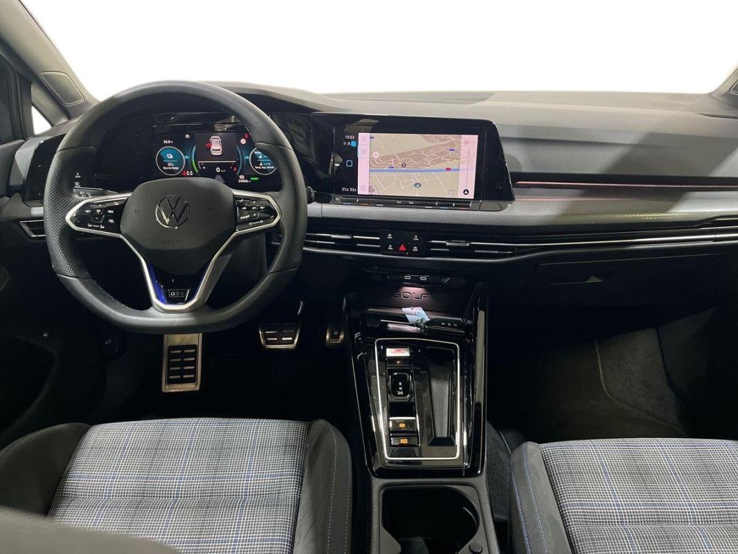 Volkswagen Golf - Photo 8