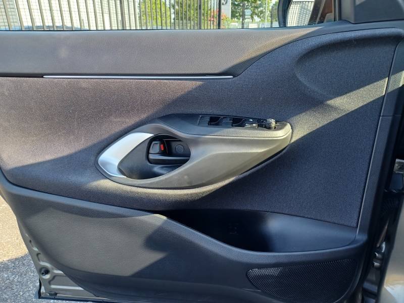 Toyota Yaris - Photo 24