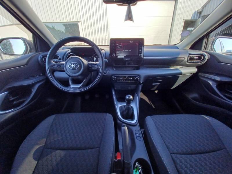 Toyota Yaris - Photo 12
