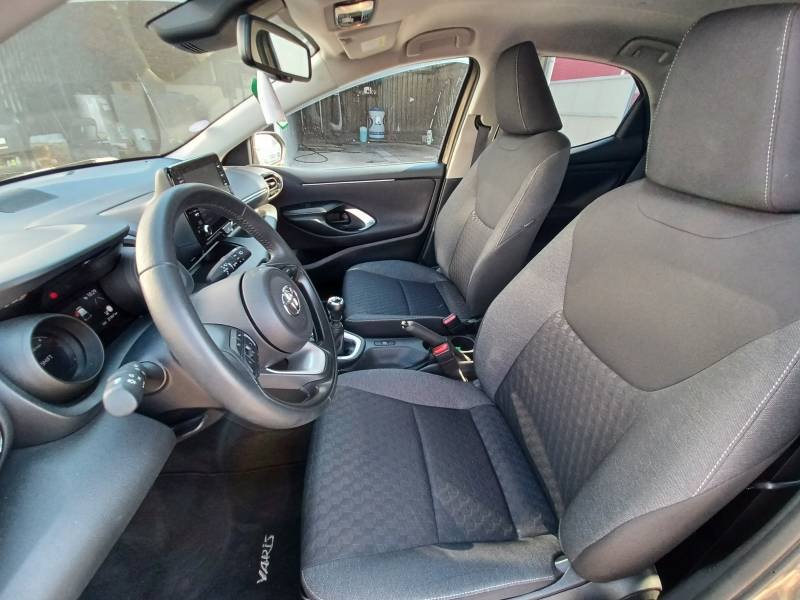 Toyota Yaris - Photo 13