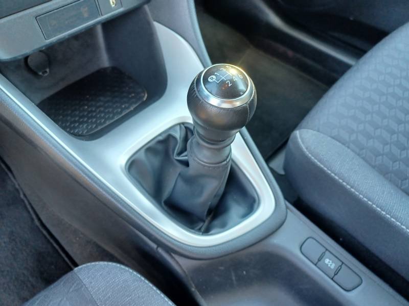 Toyota Yaris - Photo 20