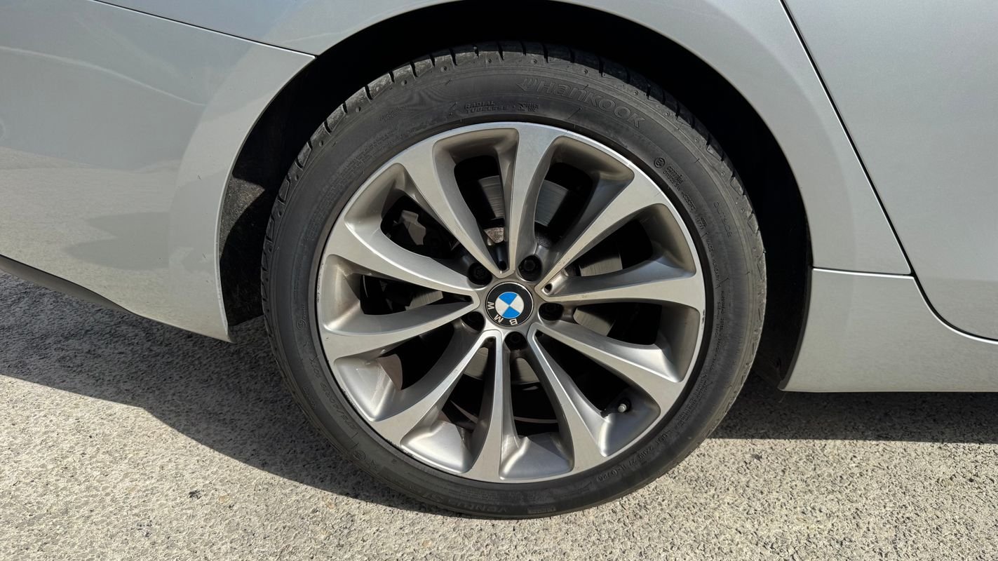 BMW Série 5 Gran Turismo - Photo 16