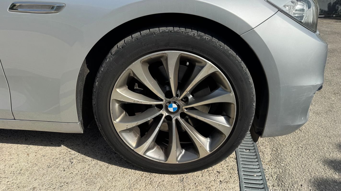 BMW Série 5 Gran Turismo - Photo 17