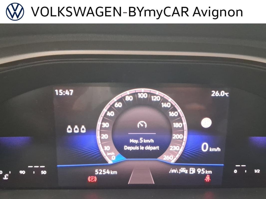 Volkswagen T-Roc - Photo 12
