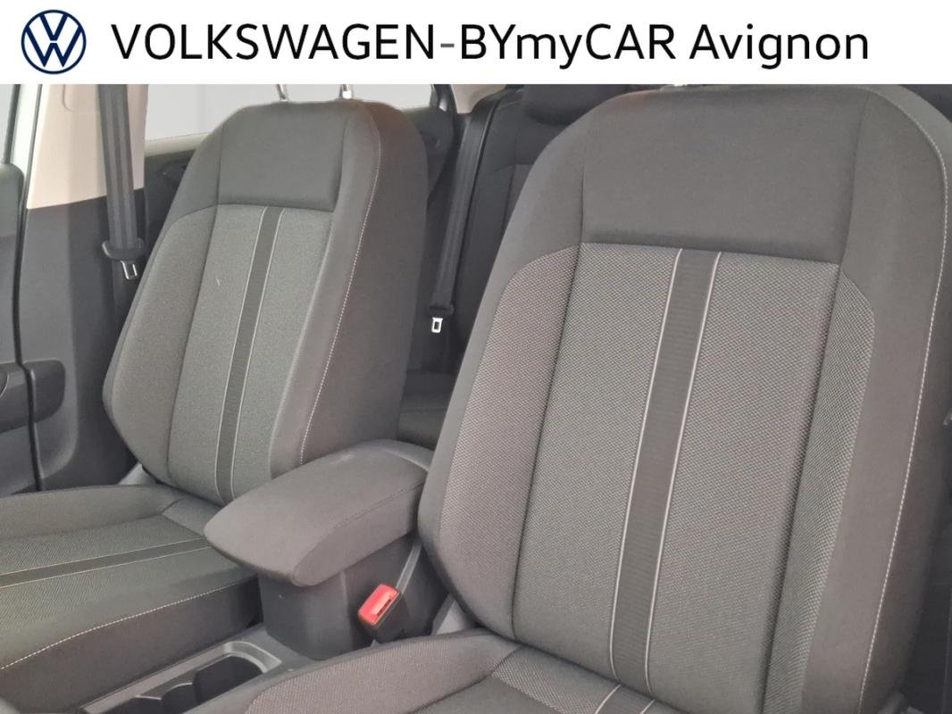 Volkswagen T-Roc - Photo 23