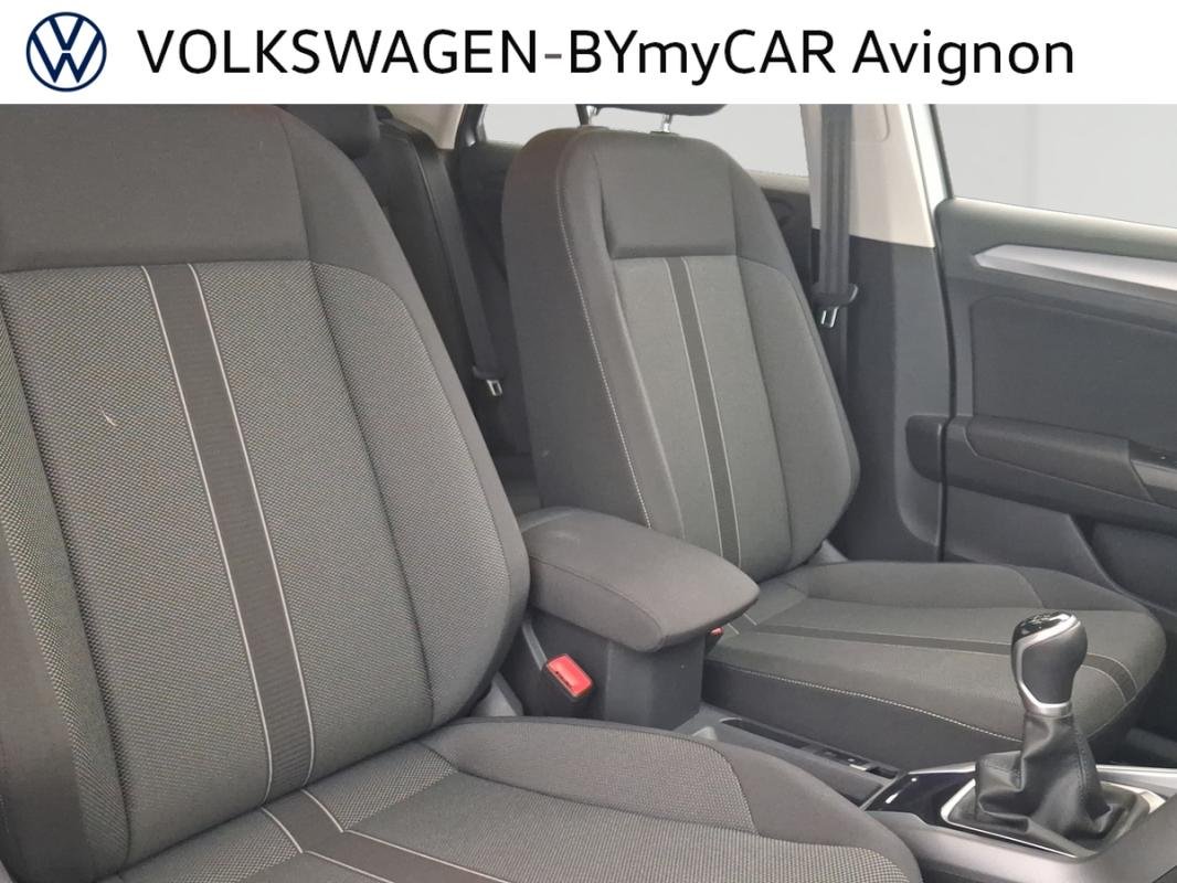 Volkswagen T-Roc - Photo 27