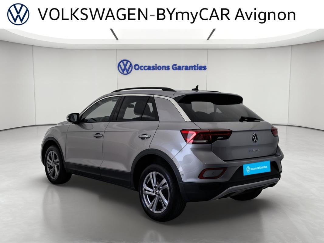 Volkswagen T-Roc - Photo 3
