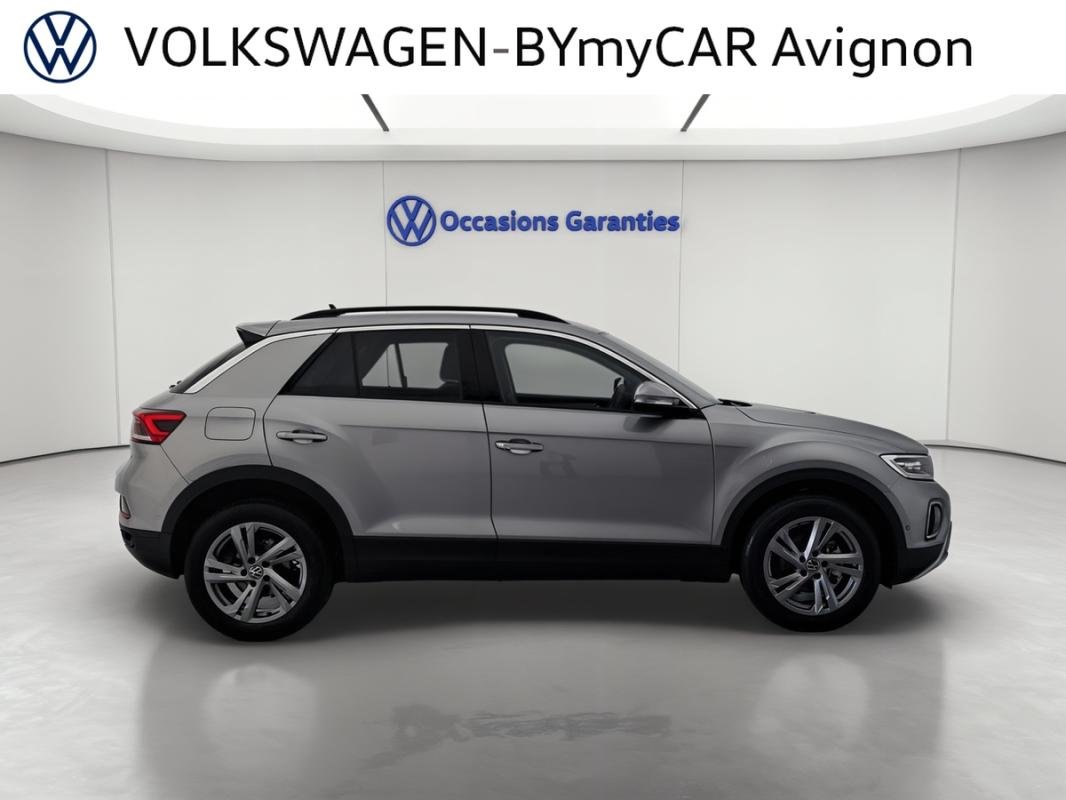 Volkswagen T-Roc - Photo 6