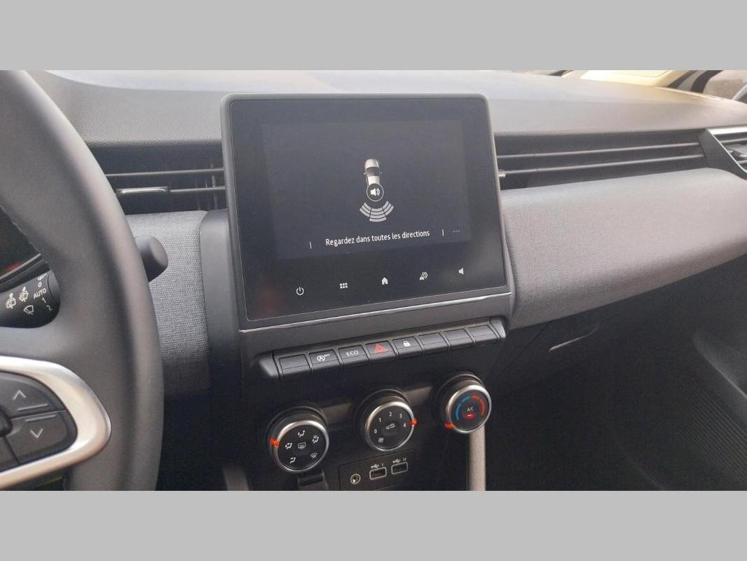 Renault Clio - Photo 16