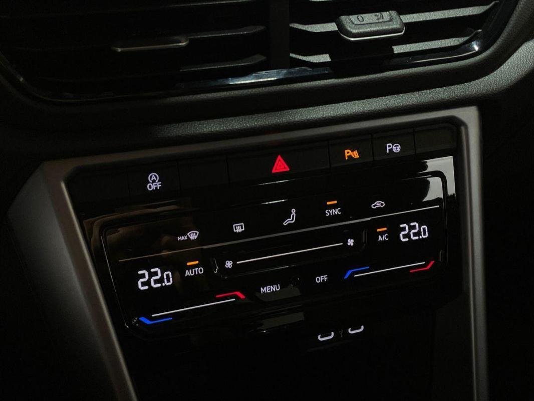 Volkswagen T-Roc - Photo 19