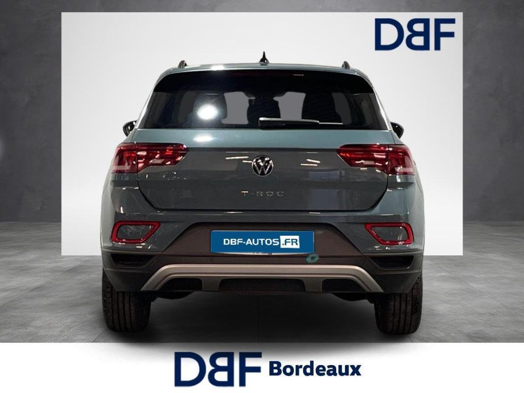 Volkswagen T-Roc - Photo 4