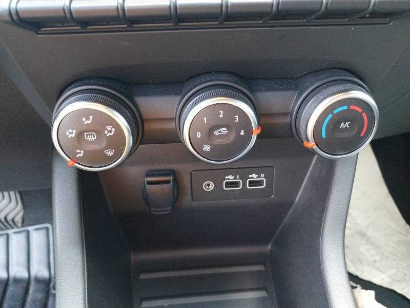 Renault Clio - Photo 33