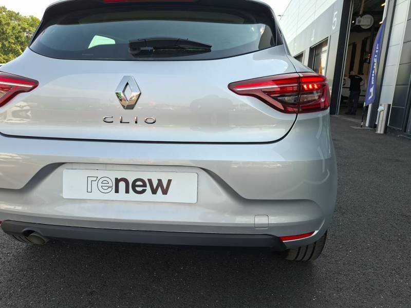 Renault Clio - Photo 17