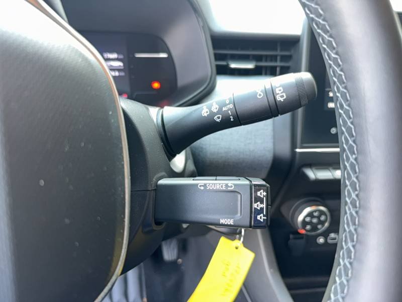Renault Clio - Photo 25