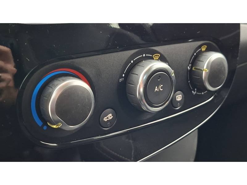Renault Clio - Photo 18