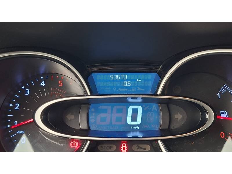 Renault Clio - Photo 22