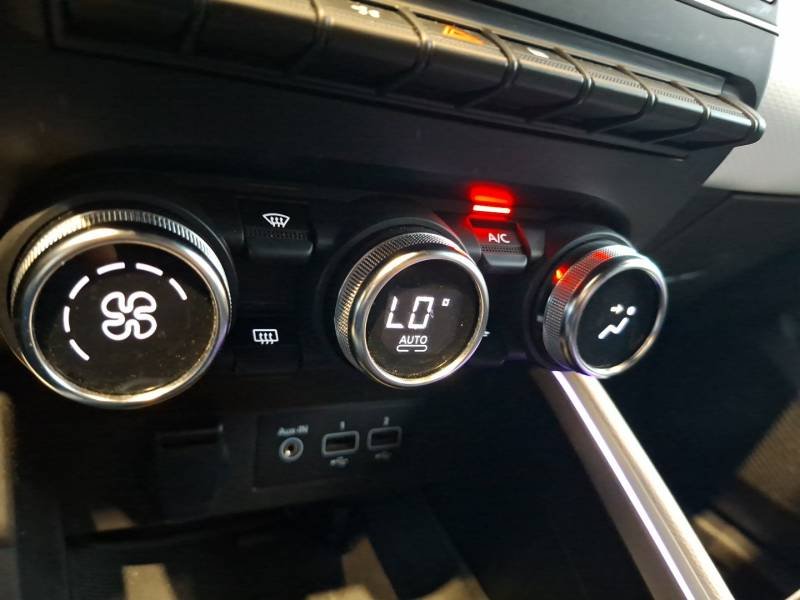 Renault Clio - Photo 25