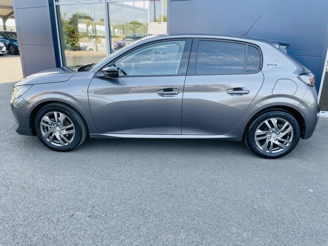 Peugeot 208 - Photo 12