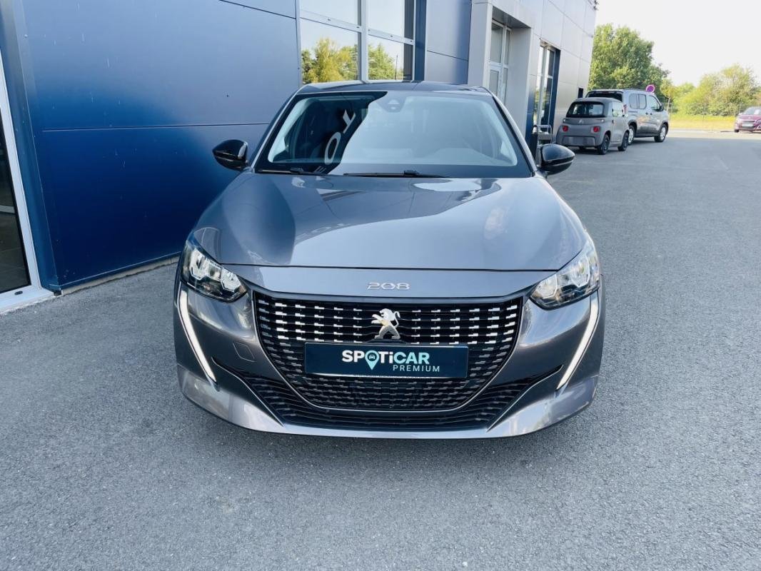 Peugeot 208 - Photo 2