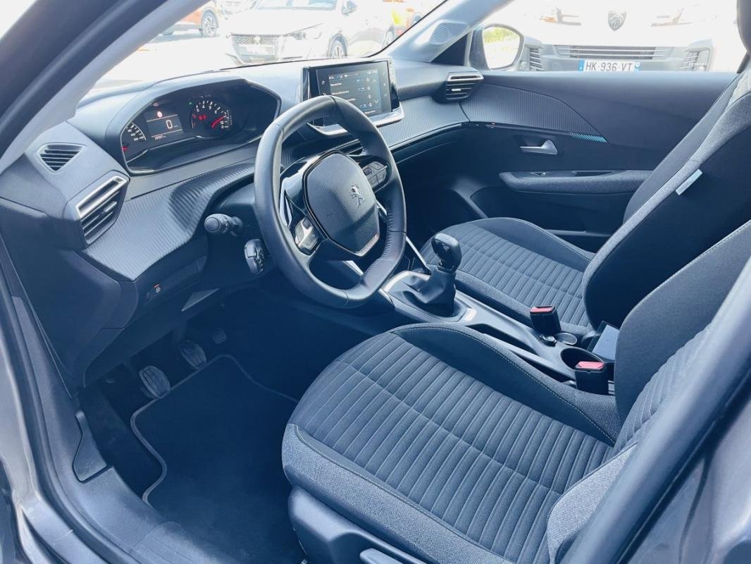 Peugeot 208 - Photo 7