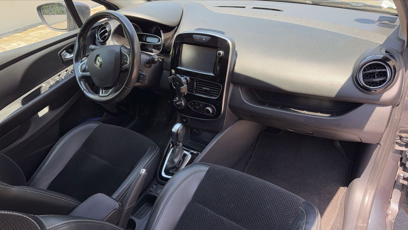 Renault Clio Estate - Photo 10