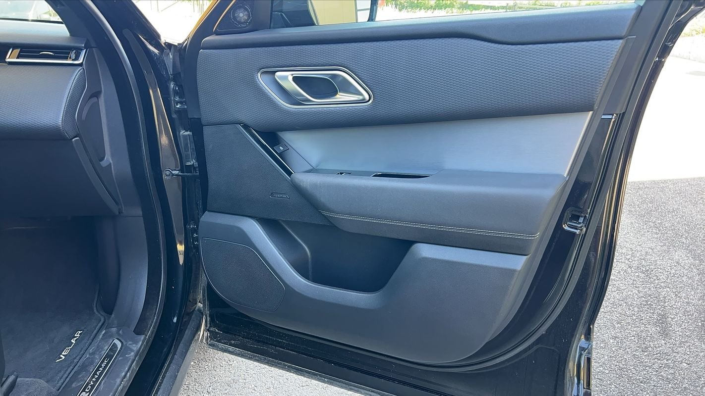 Land Rover Range Rover Velar - Photo 22