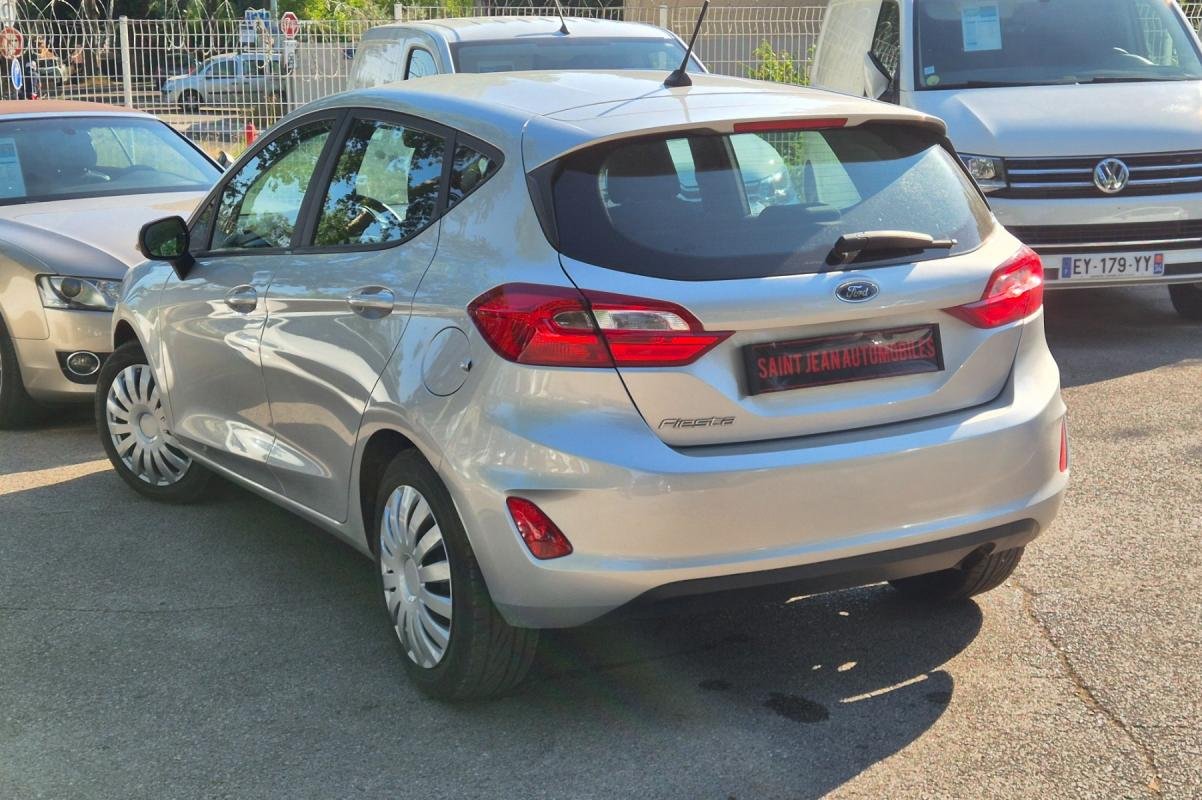 Ford Fiesta - Photo 3