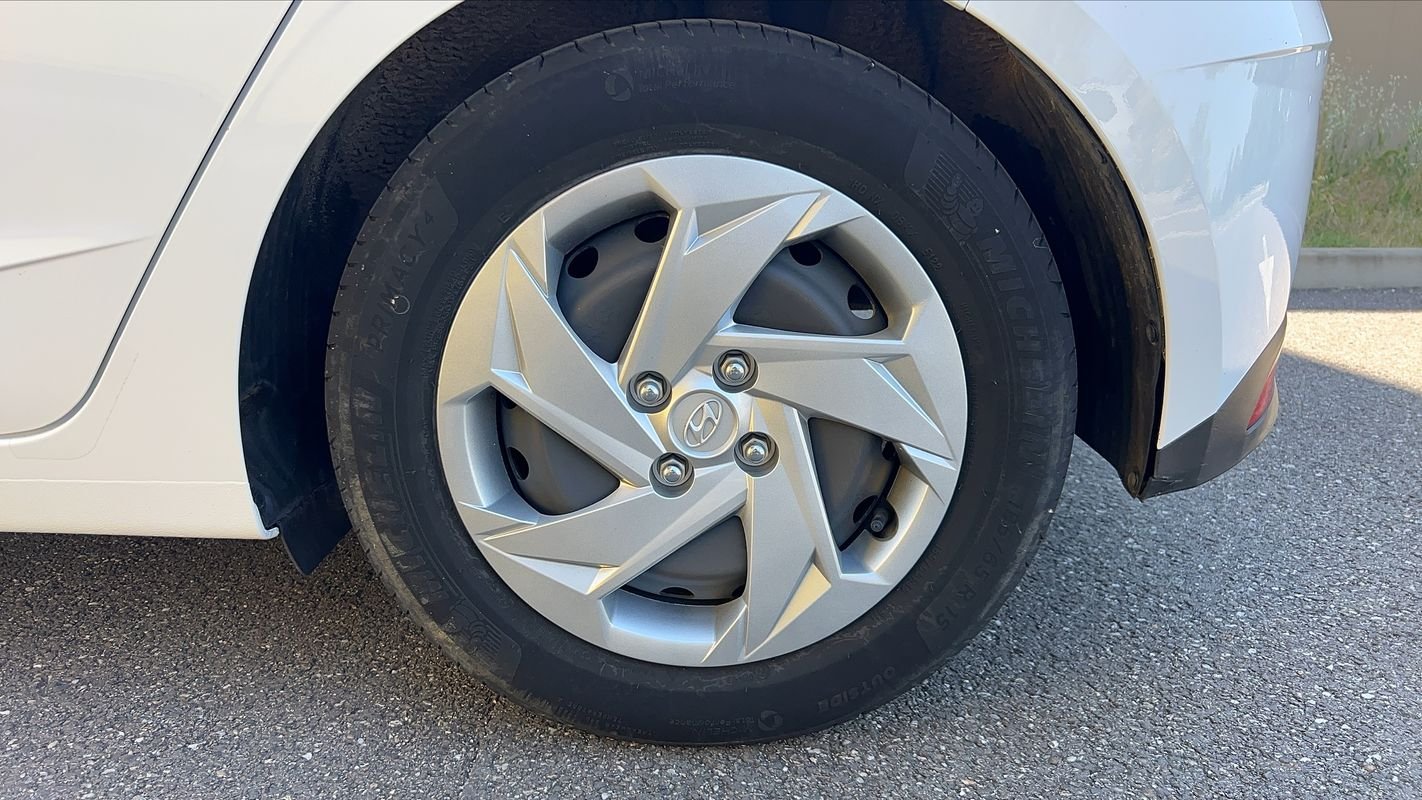 Hyundai i20 - Photo 19