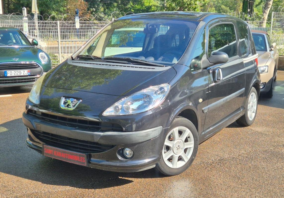 Peugeot 1007 - Photo 1