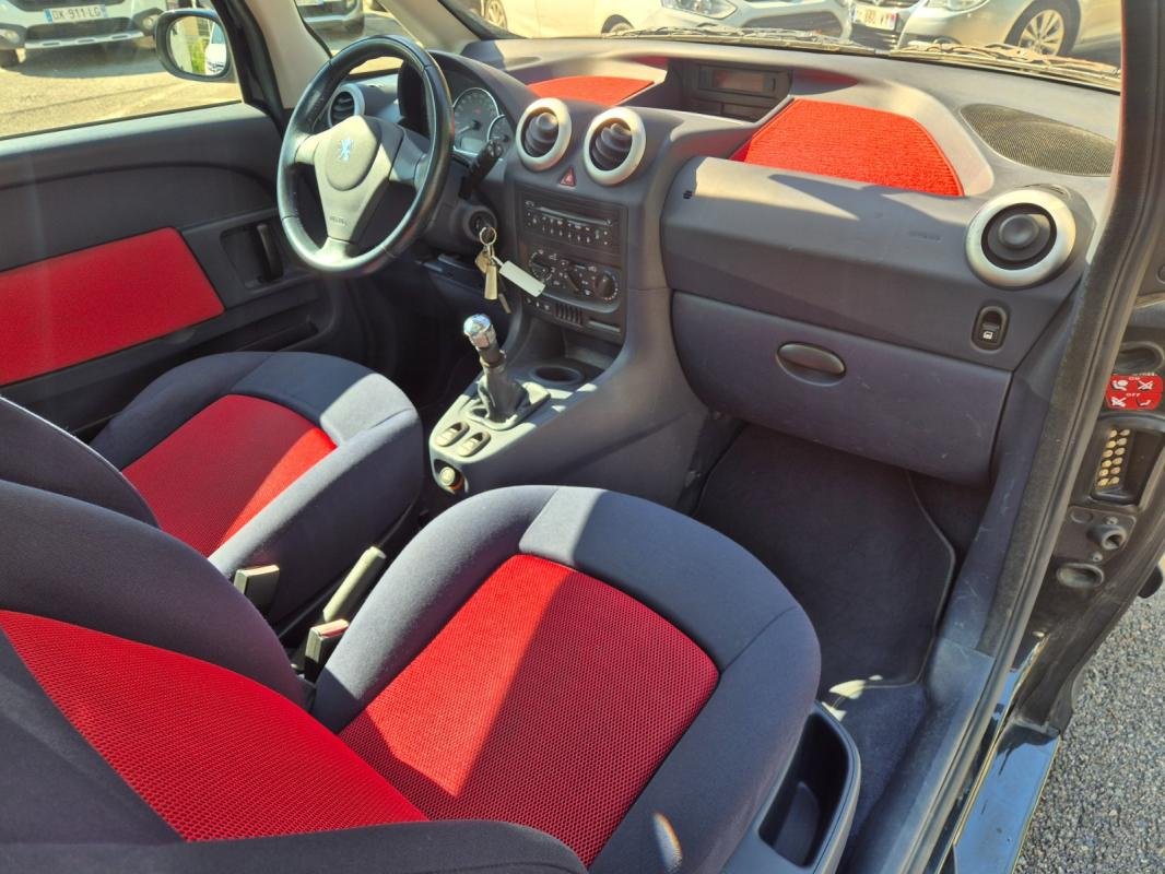 Peugeot 1007 - Photo 6