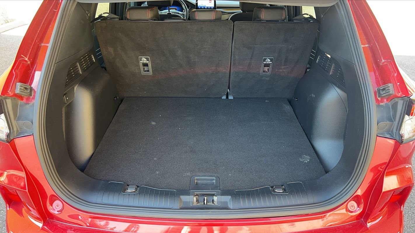 Ford Kuga - Photo 14