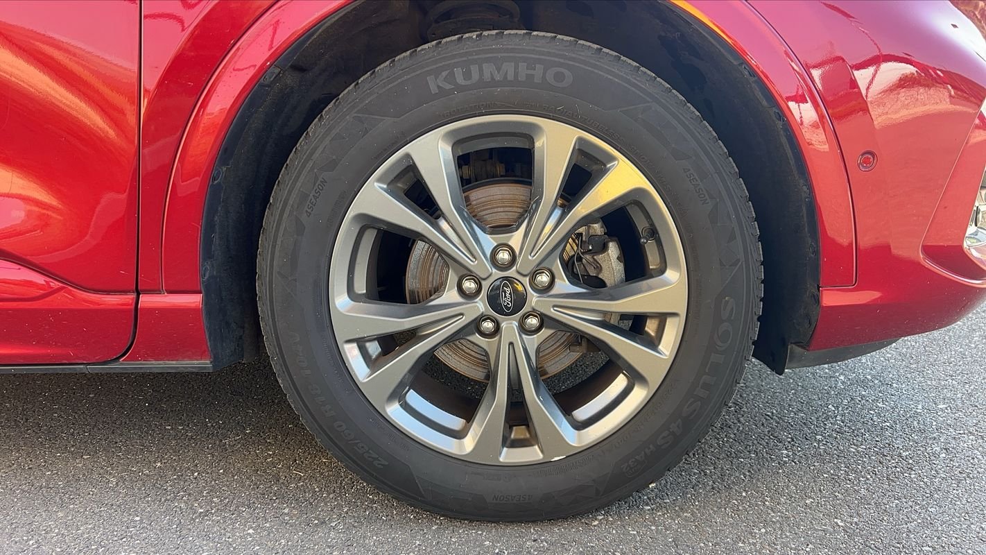 Ford Kuga - Photo 17