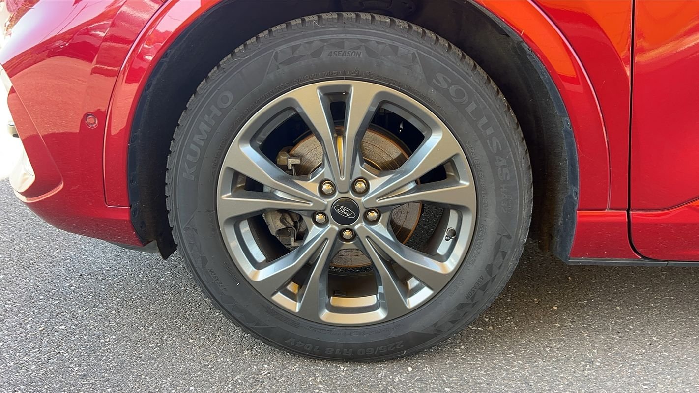 Ford Kuga - Photo 18