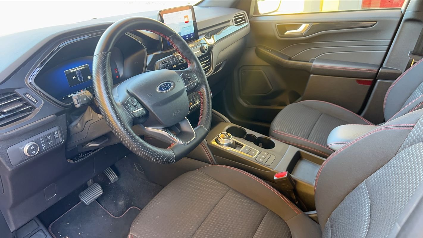 Ford Kuga - Photo 8