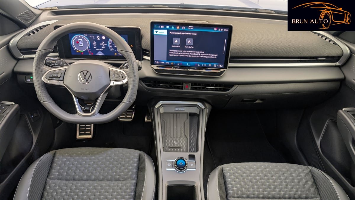 Volkswagen T-Roc - Photo 13