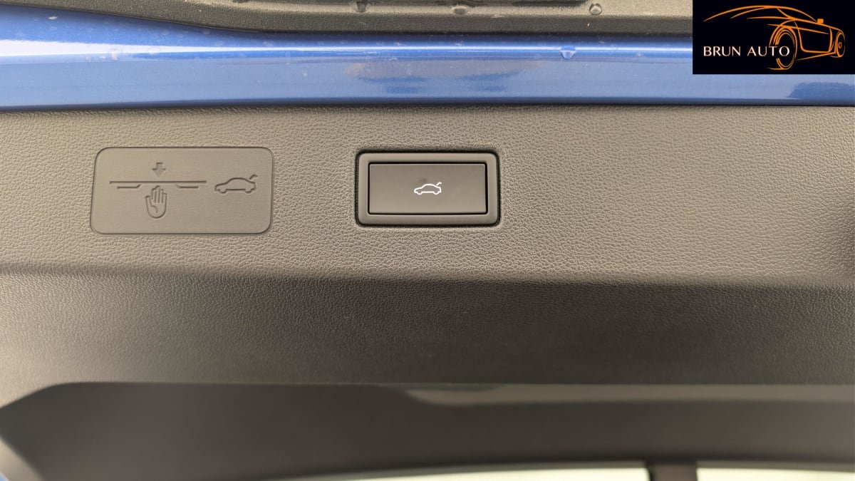 Volkswagen T-Roc - Photo 22