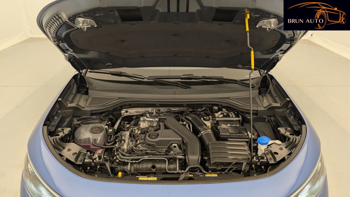 Volkswagen T-Roc - Photo 23