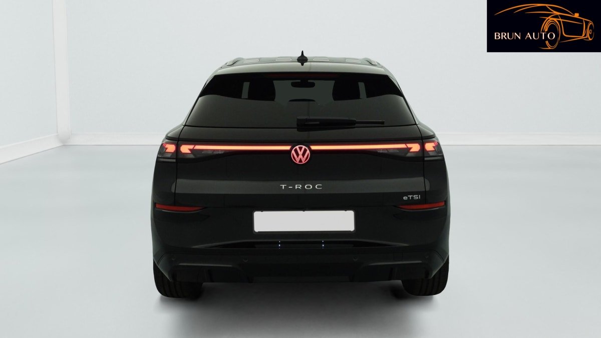 Volkswagen T-Roc - Photo 38