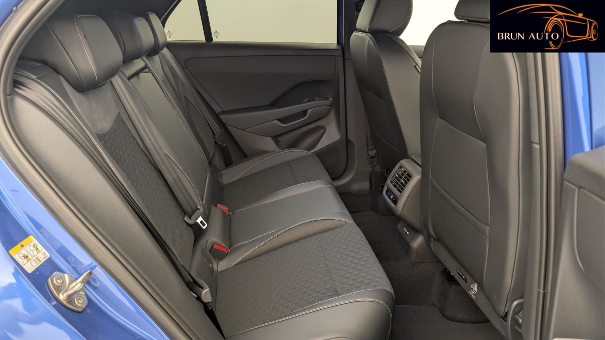 Volkswagen T-Roc - Photo 10