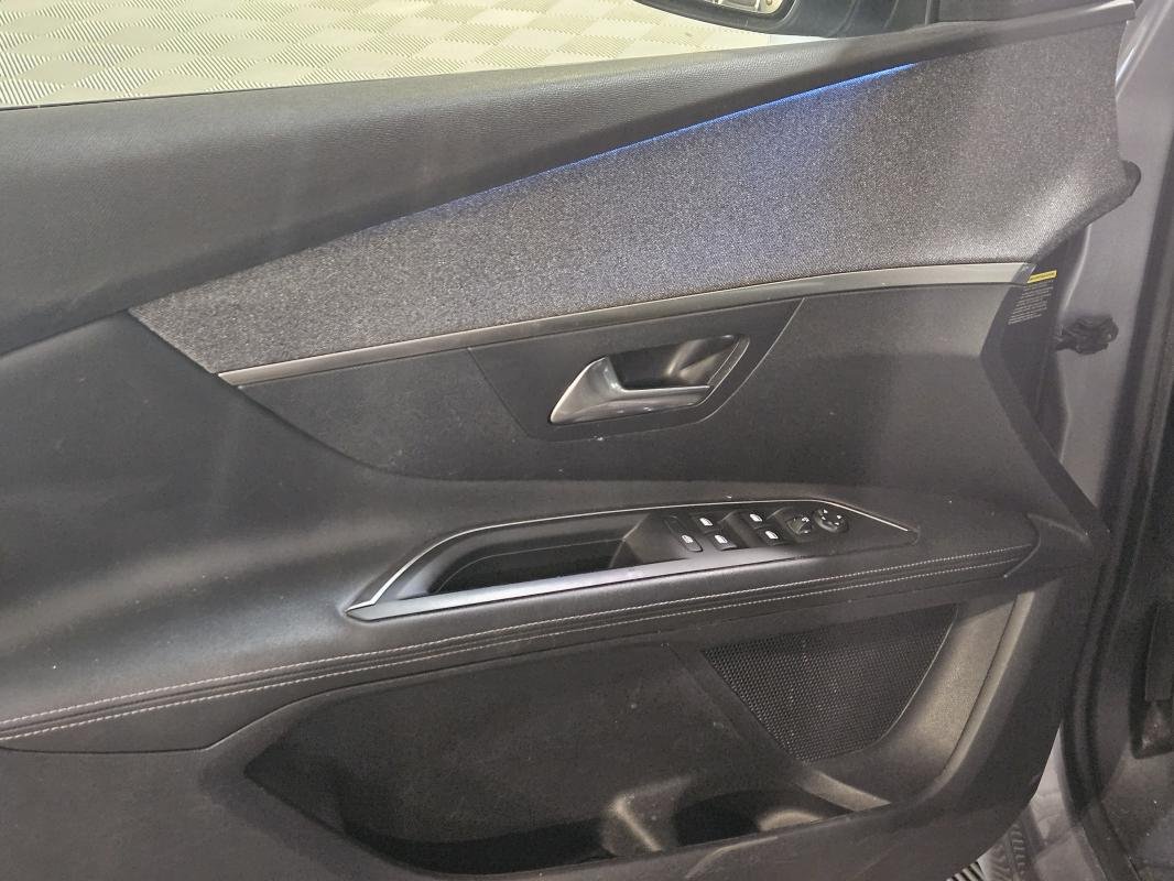 Peugeot 3008 - Photo 12