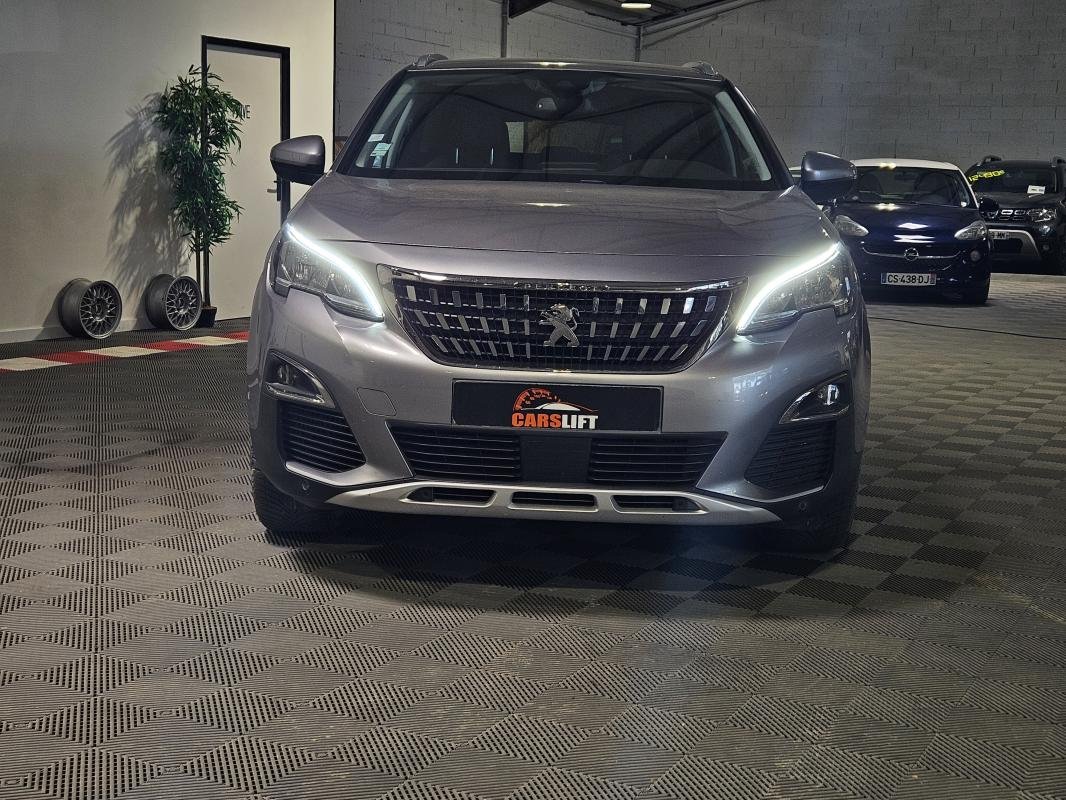 Peugeot 3008 - Photo 2