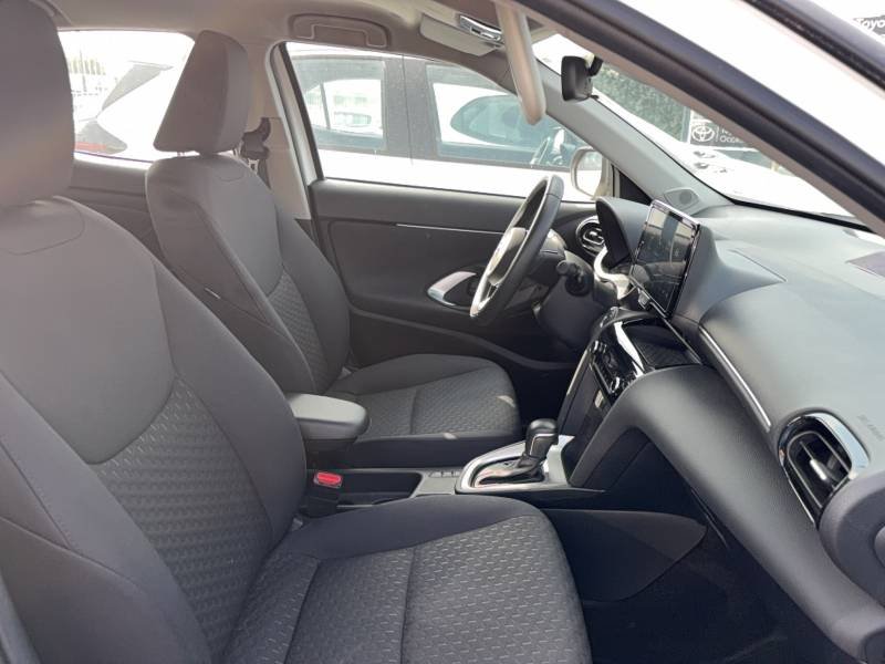 Toyota Yaris - Photo 12