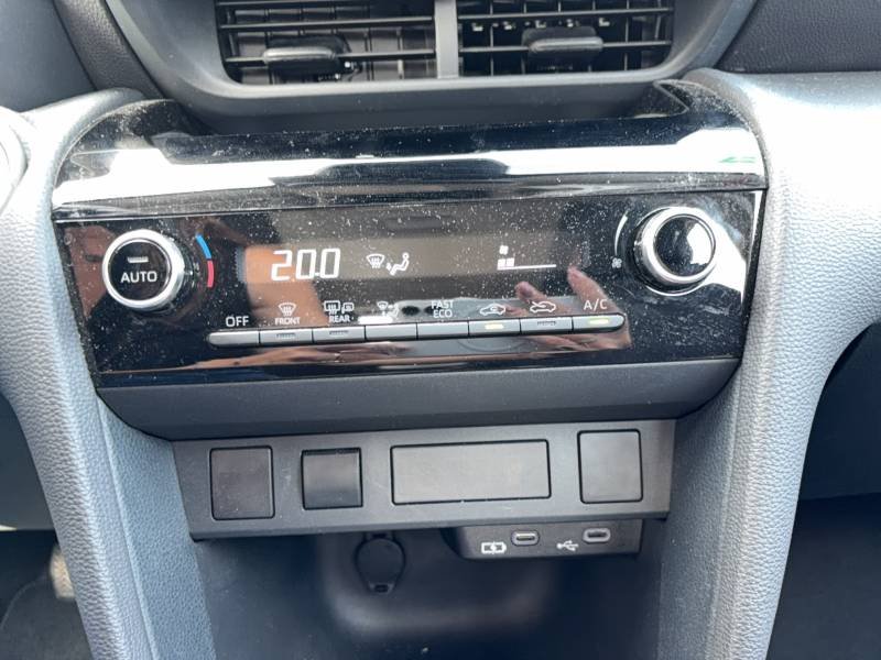 Toyota Yaris - Photo 19