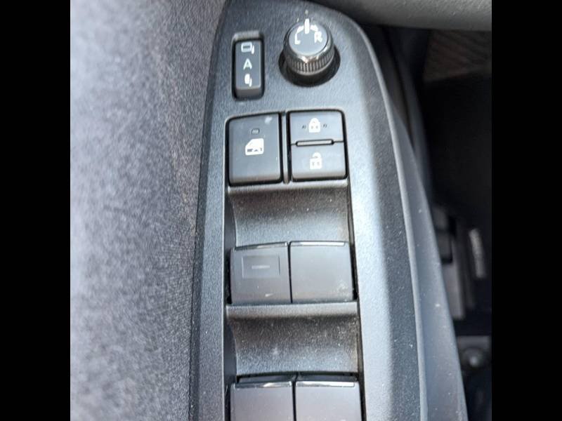 Toyota Yaris - Photo 20