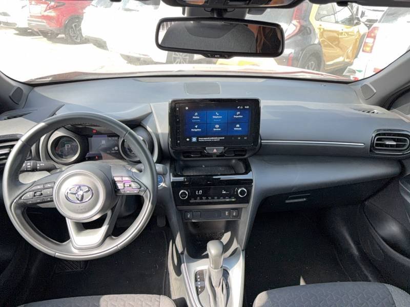 Toyota Yaris - Photo 11
