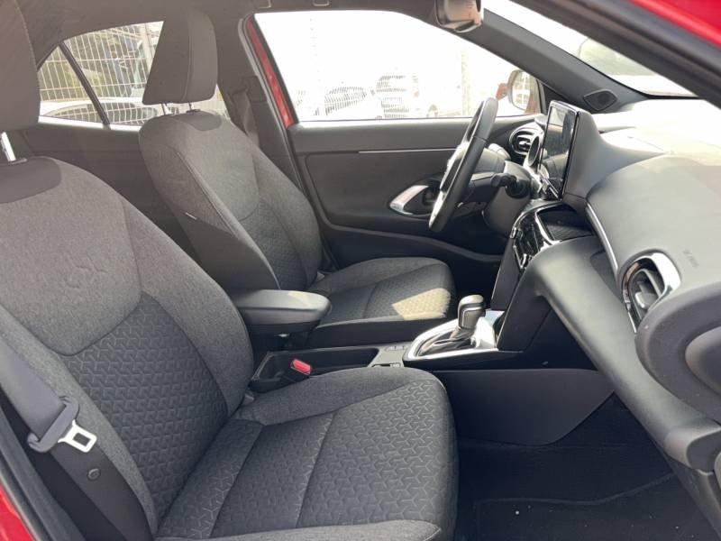 Toyota Yaris - Photo 12