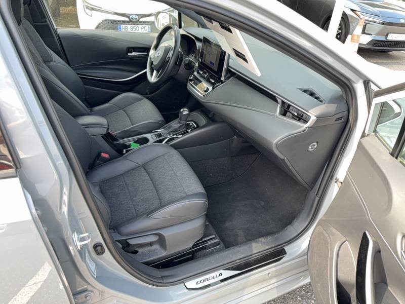 Toyota Corolla - Photo 12